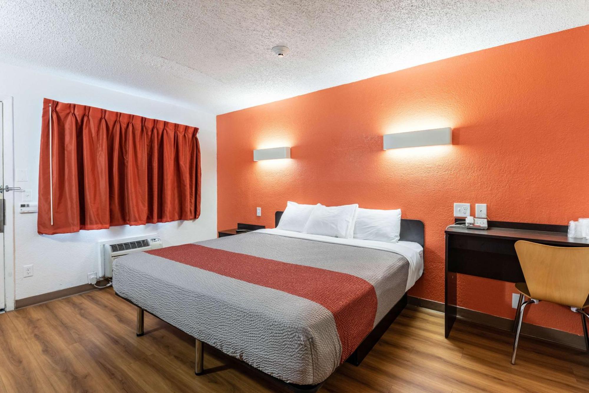 Motel 6-North Richland Hills, Tx Bagian luar foto