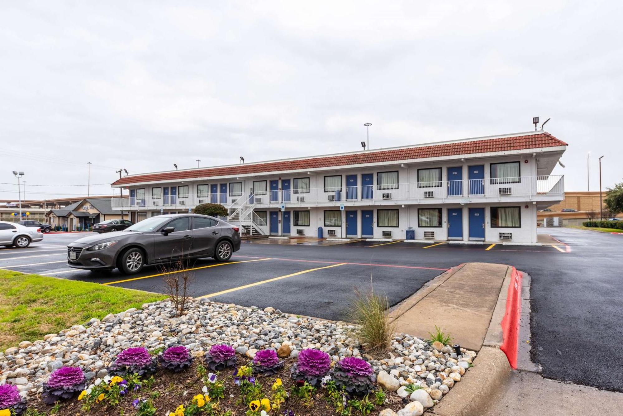 Motel 6-North Richland Hills, Tx Bagian luar foto