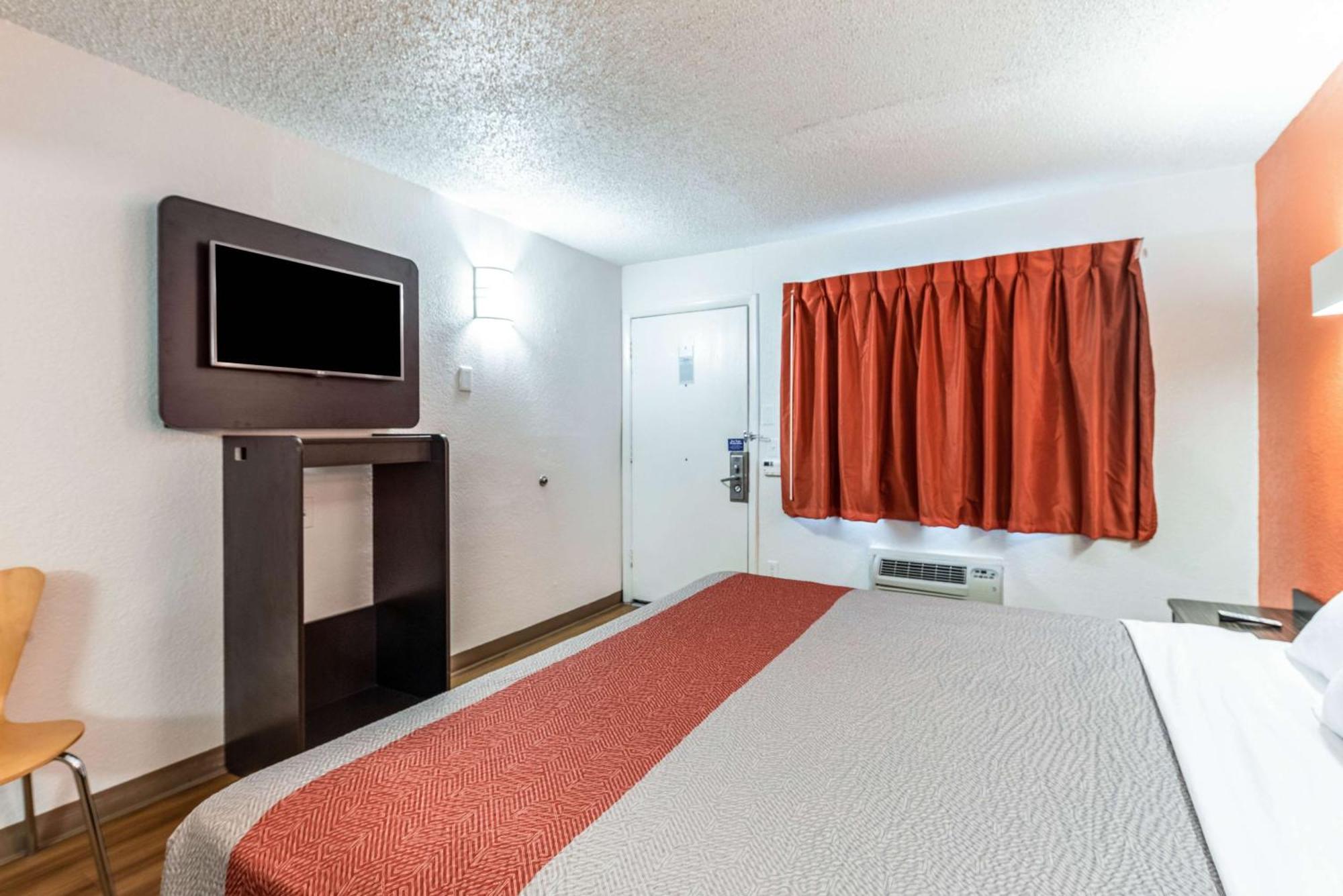 Motel 6-North Richland Hills, Tx Bagian luar foto