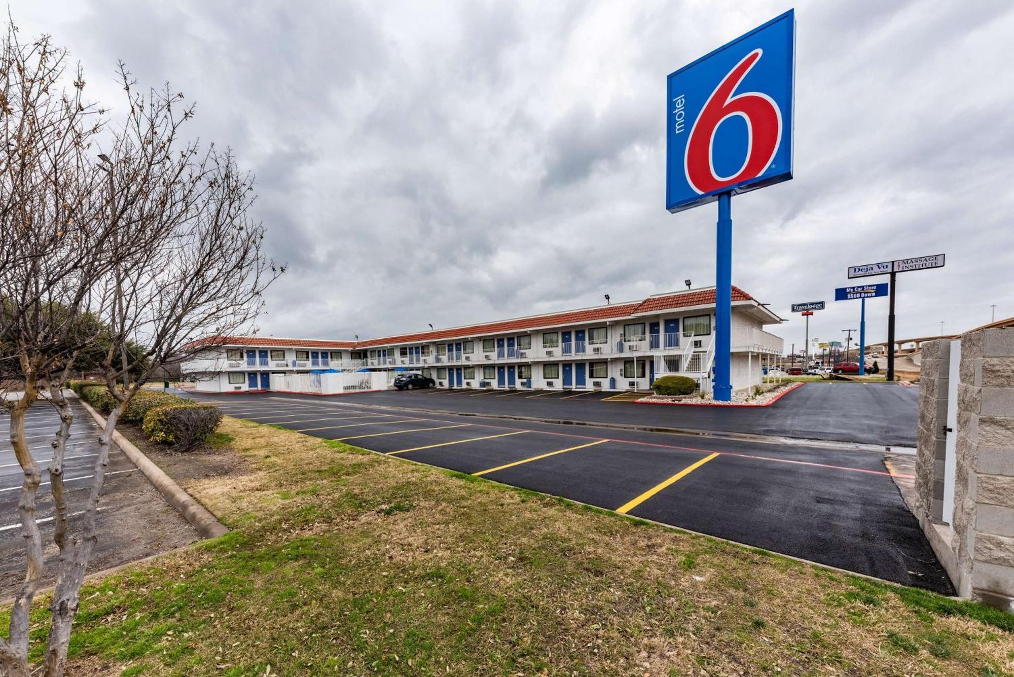 Motel 6-North Richland Hills, Tx Bagian luar foto