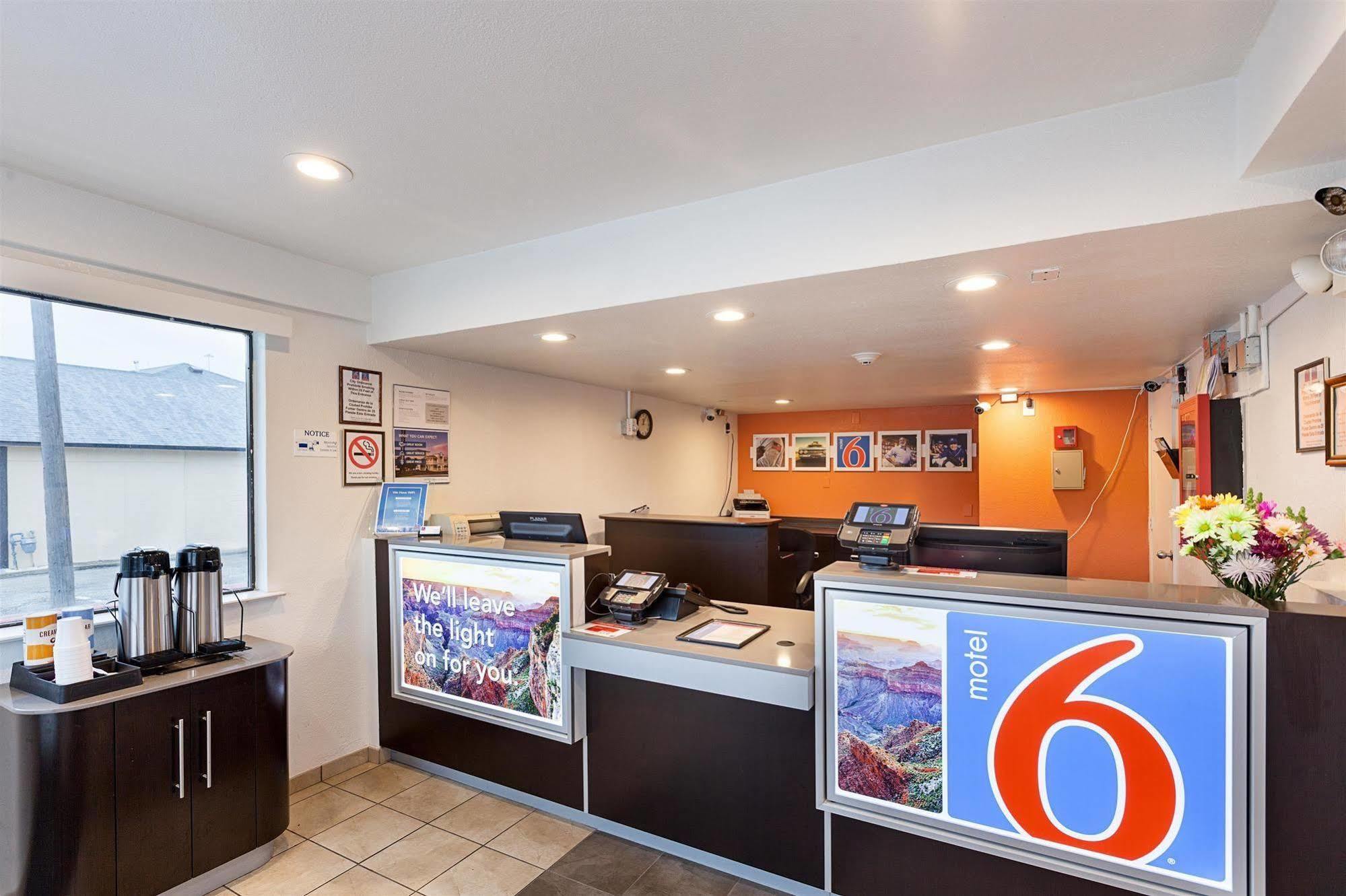 Motel 6-North Richland Hills, Tx Bagian luar foto