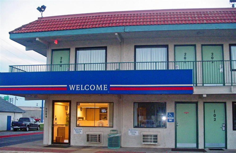 Motel 6-North Richland Hills, Tx Bagian luar foto