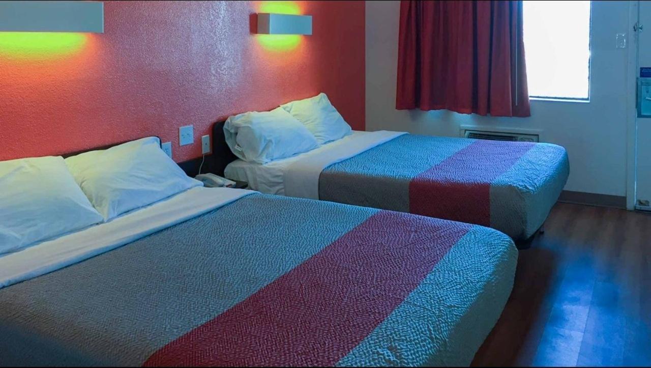 Motel 6-North Richland Hills, Tx Bagian luar foto