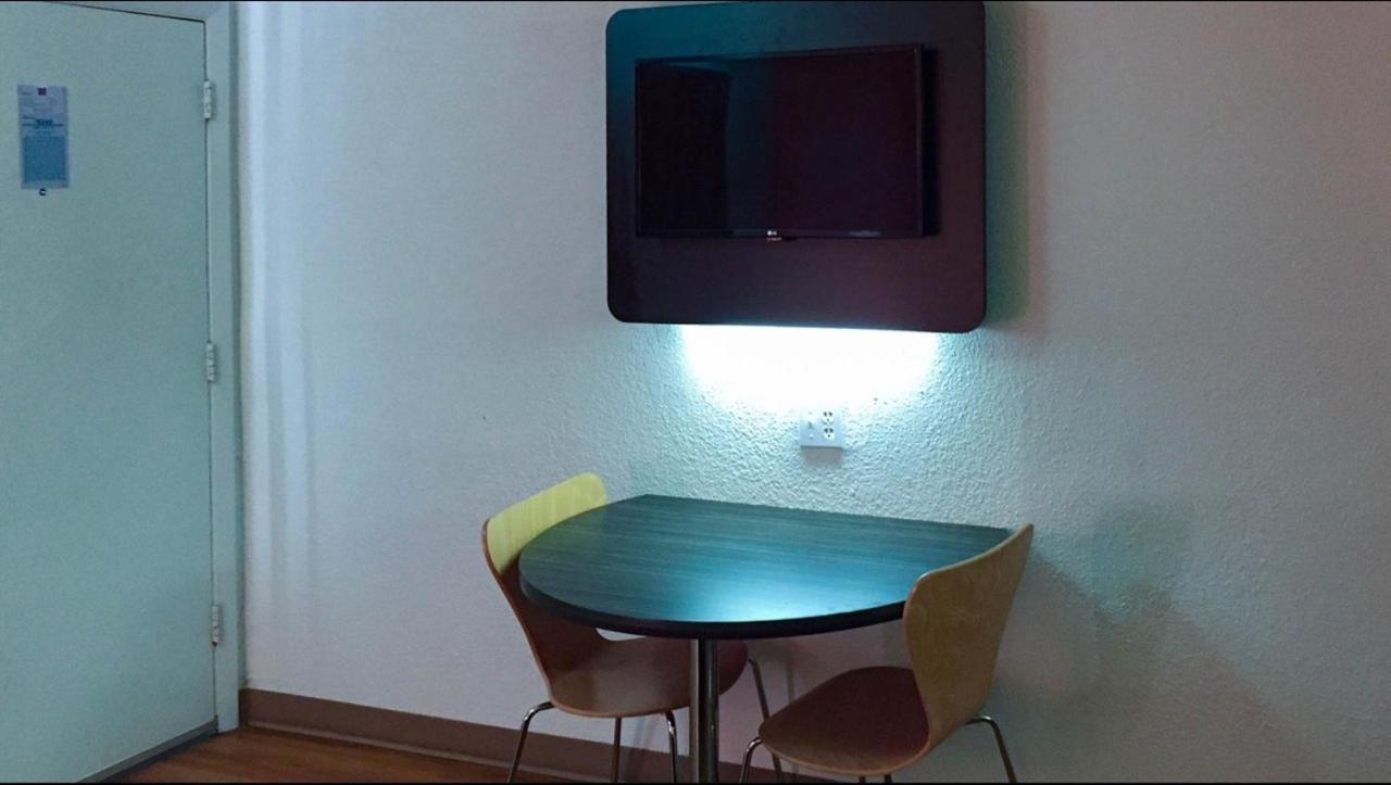 Motel 6-North Richland Hills, Tx Bagian luar foto