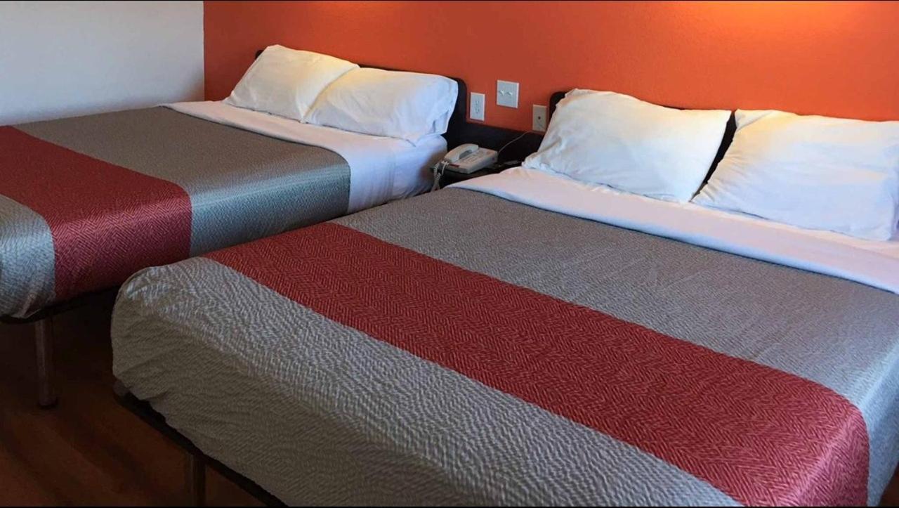 Motel 6-North Richland Hills, Tx Bagian luar foto
