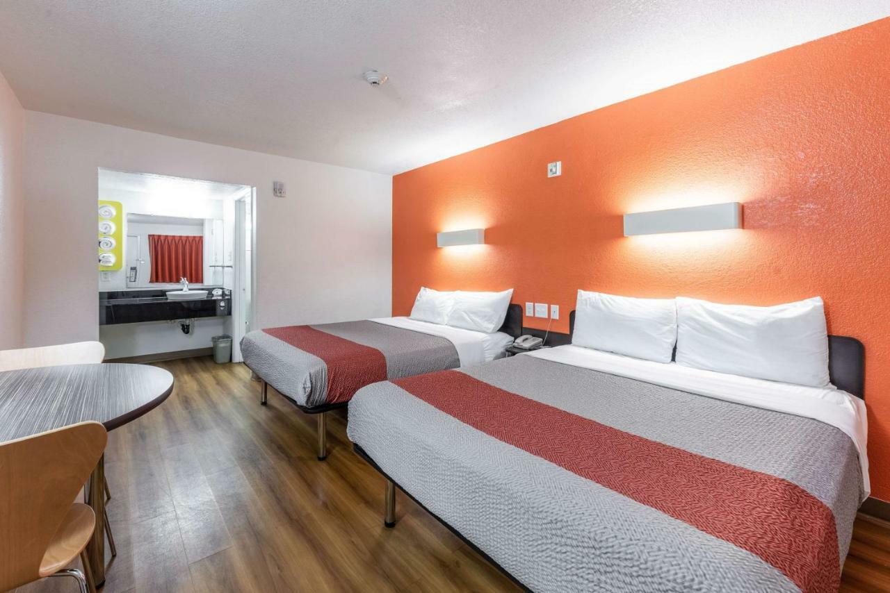 Motel 6-North Richland Hills, Tx Bagian luar foto